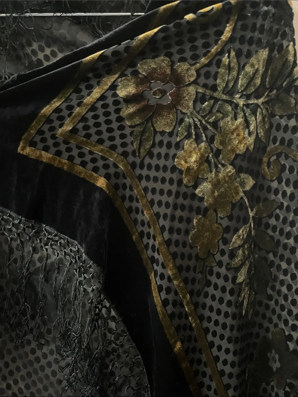 VTG CANDY CAPRICE SILK VELVET BURNOUT SCARF